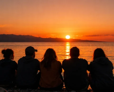 Закат на озере Алаколь, фото Inju Luxury Residence